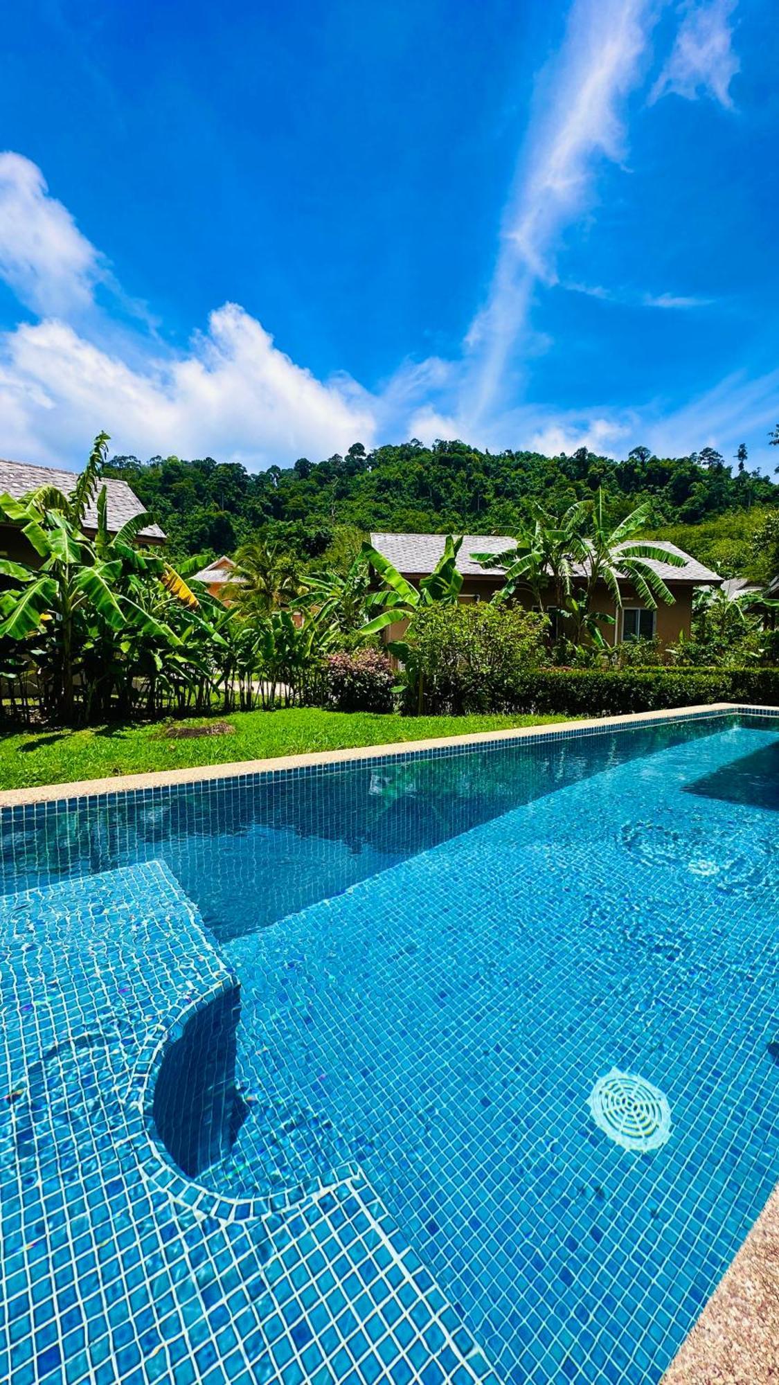 Peaceful Retreat Villa By Nai Thon Beach Phuket Exterior photo