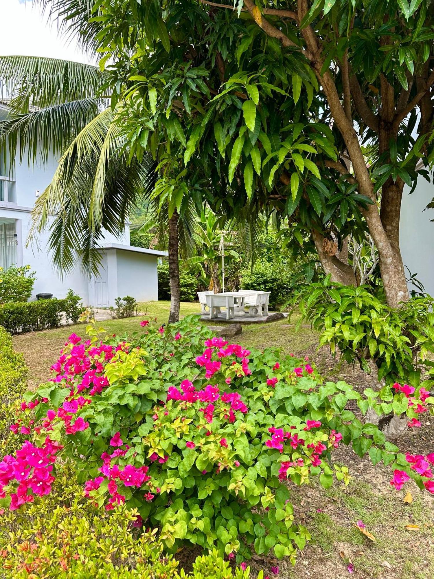 Peaceful Retreat Villa By Nai Thon Beach Phuket Exterior photo